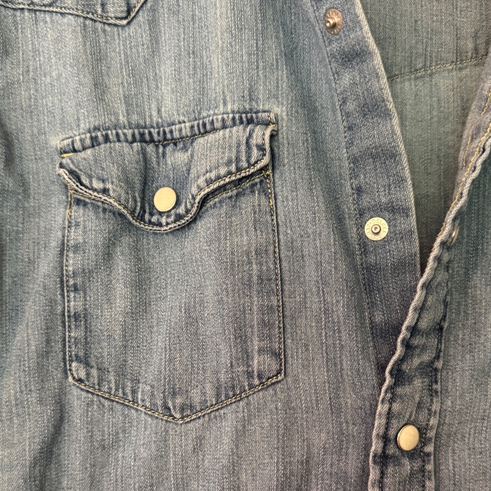 Uniqlo Light Blue Denim Button-Down Shirt - Picture 2 of 3